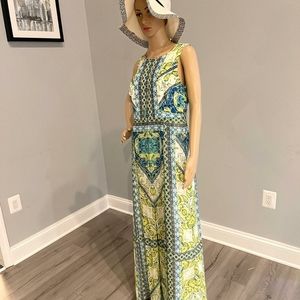 Tahari Sleeveless maxi dress